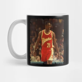 Dominique Wilkins - Vintage Design Of Basketball Mug